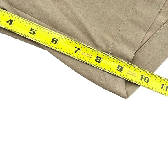 Tom Brady Zero Weight, 4-Way Stretch, Moisture Wicking Golf/Athletic Short - Picture 5 of 5